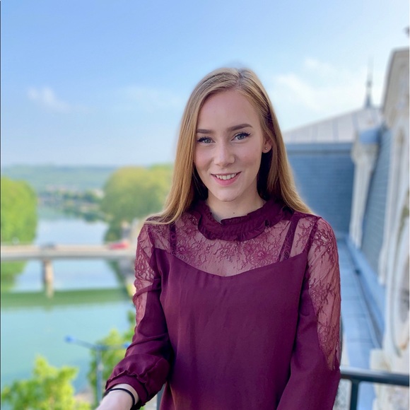 Meet your Posher, Linda - Picture 1 of 1